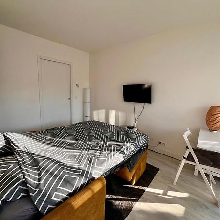 Hanahome 2 Adultes Parking Prive Business & Tourisme Le Chesnay  Exteriér fotografie